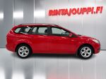 Ford Focus 2010 Punainen
