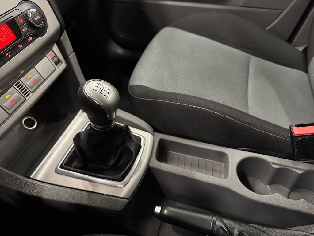 Ford Focus 2010 Punainen