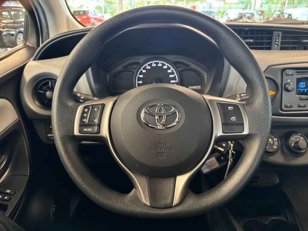 Toyota Yaris 2020 Valkoinen