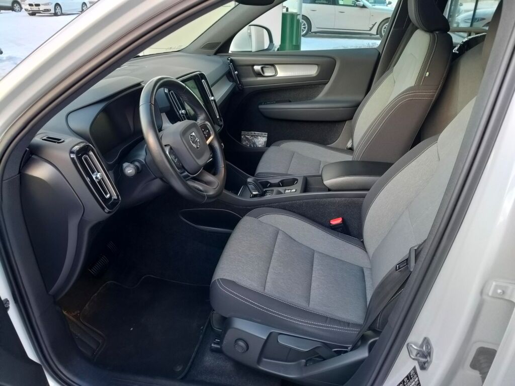 Volvo XC40 2020 Valkoinen