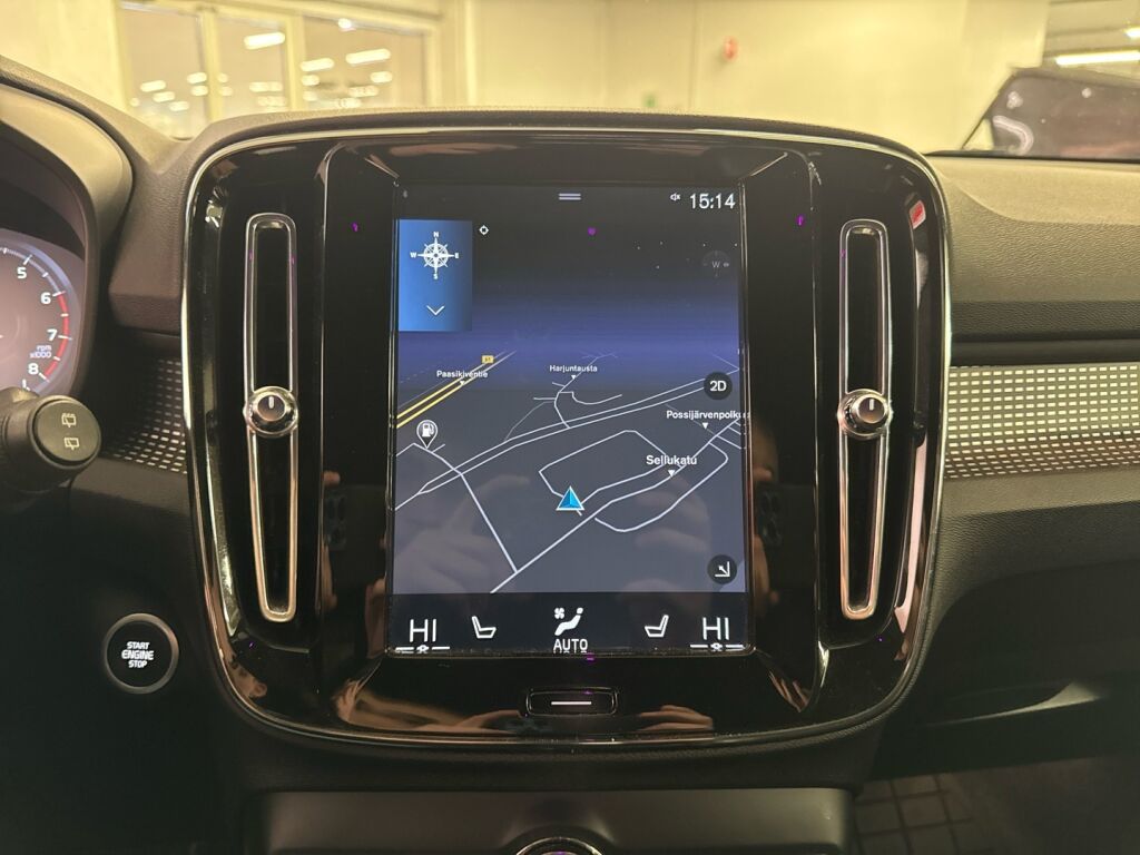 Volvo XC40 2021 Valkoinen