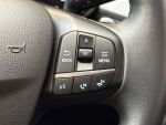 Ford Kuga 2021 Sininen