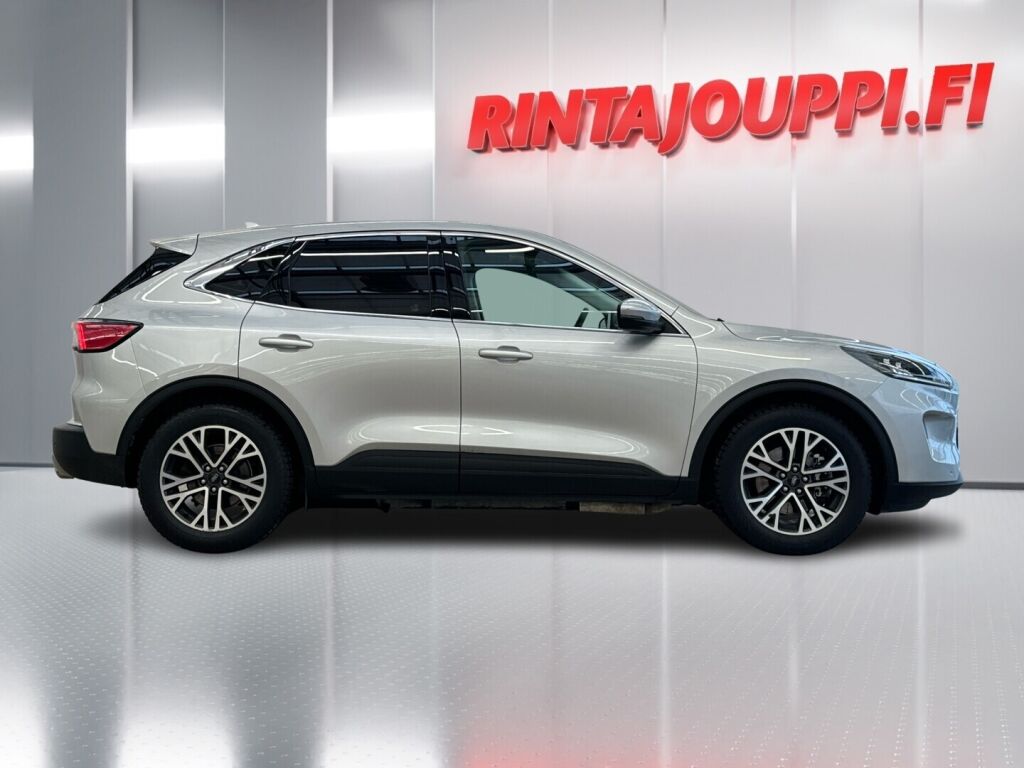 Ford Kuga 2021 Harmaa