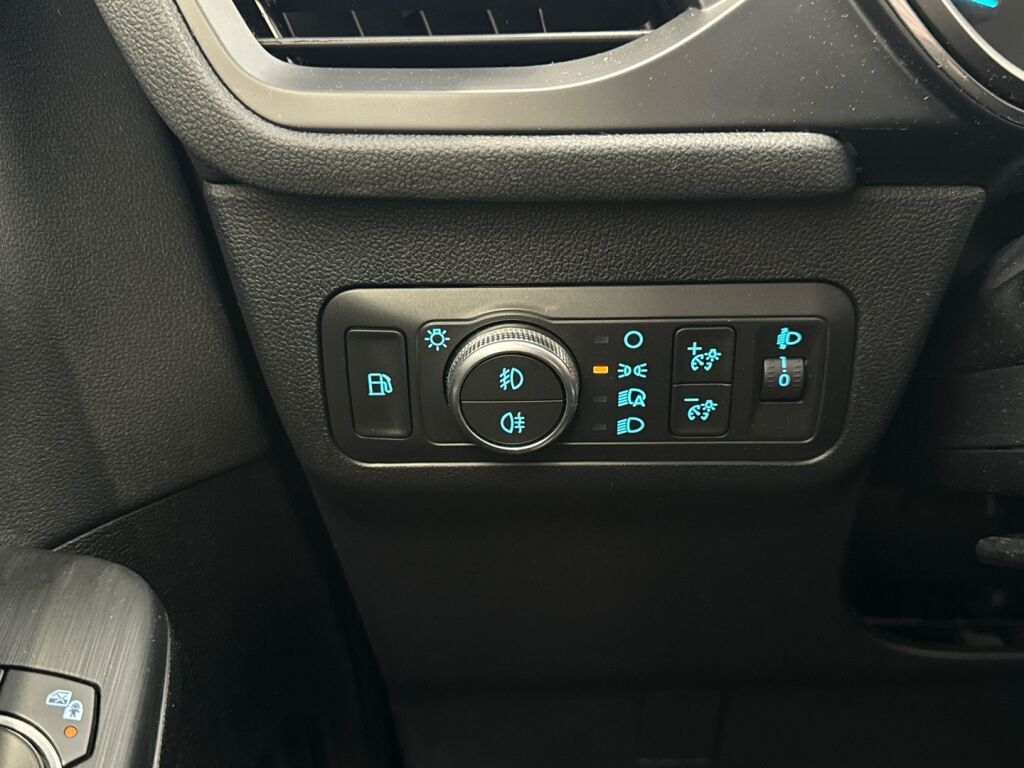 Ford Kuga 2021 Harmaa