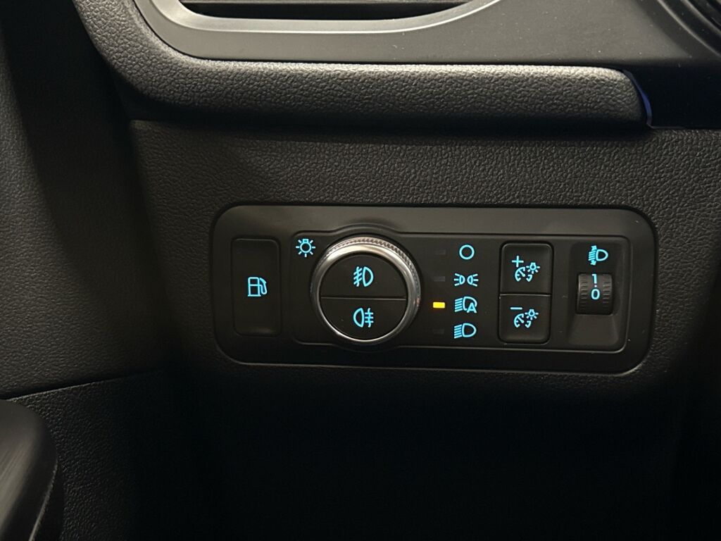 Ford Kuga 2020 Oranssi