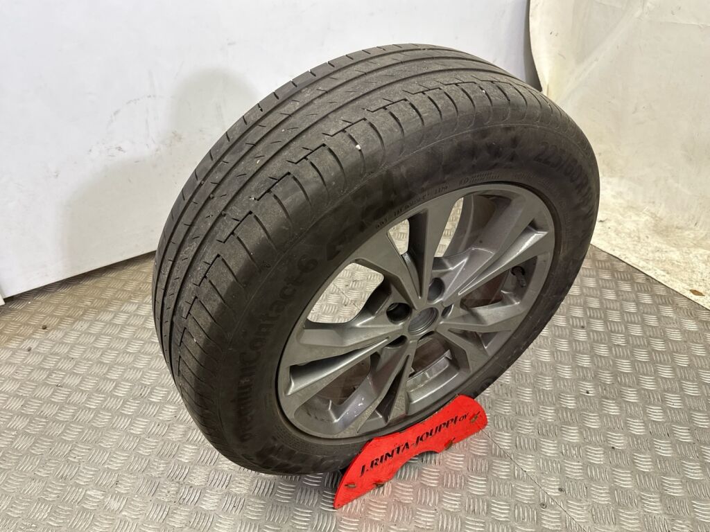 Ford Kuga 2020 Oranssi