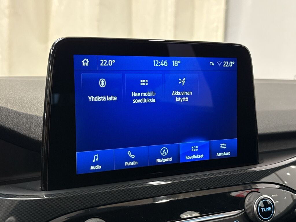 Ford Kuga 2020 Oranssi