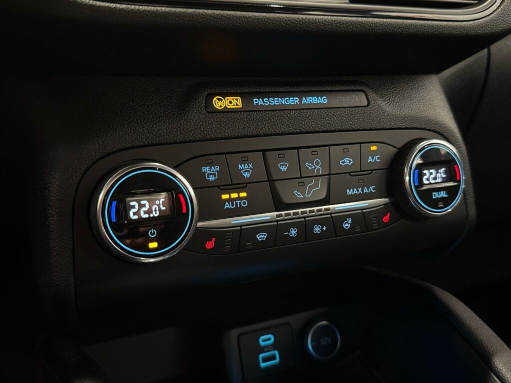 Ford Kuga 2020 Oranssi