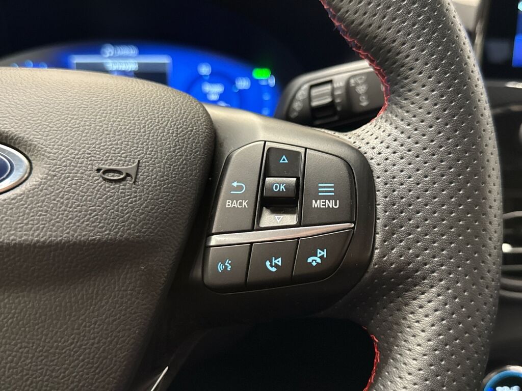 Ford Kuga 2020 Oranssi