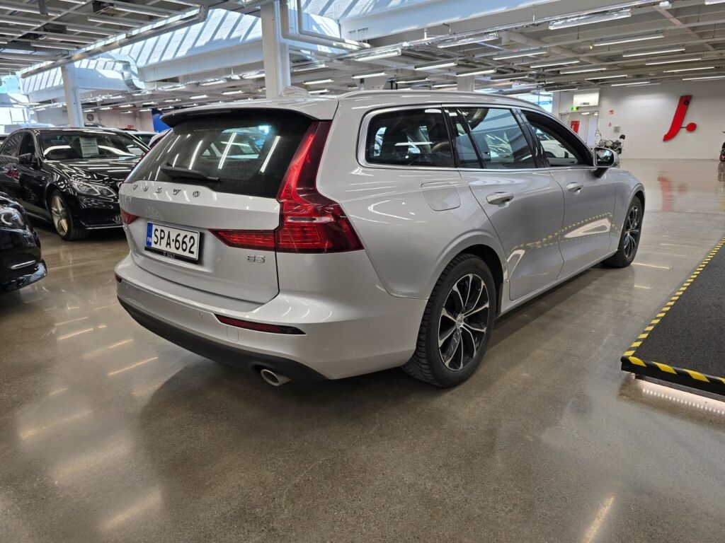Volvo V60 2020 Harmaa