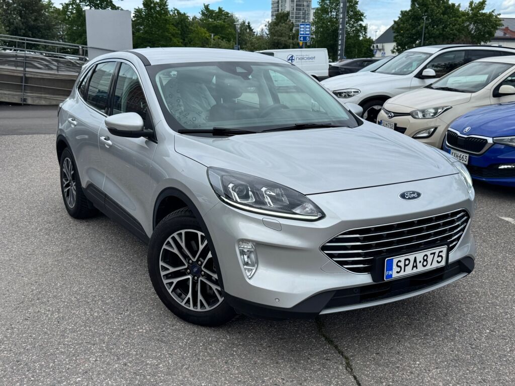 Ford Kuga 2021 Harmaa