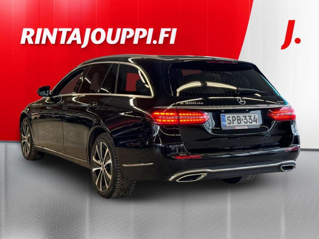 Mercedes-Benz E 2022 Musta