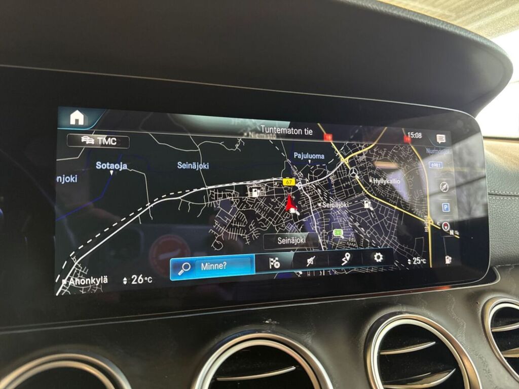 Mercedes-Benz E 2022 Musta