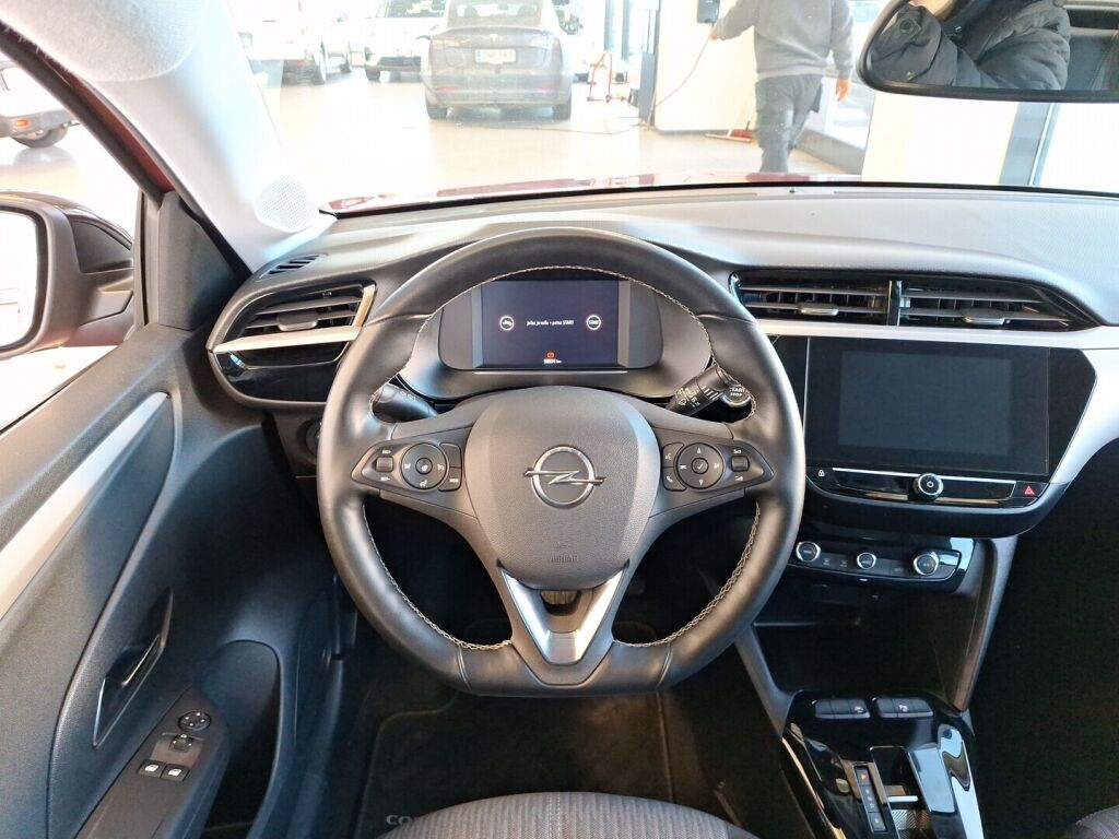 Opel Corsa-e 2023 Punainen