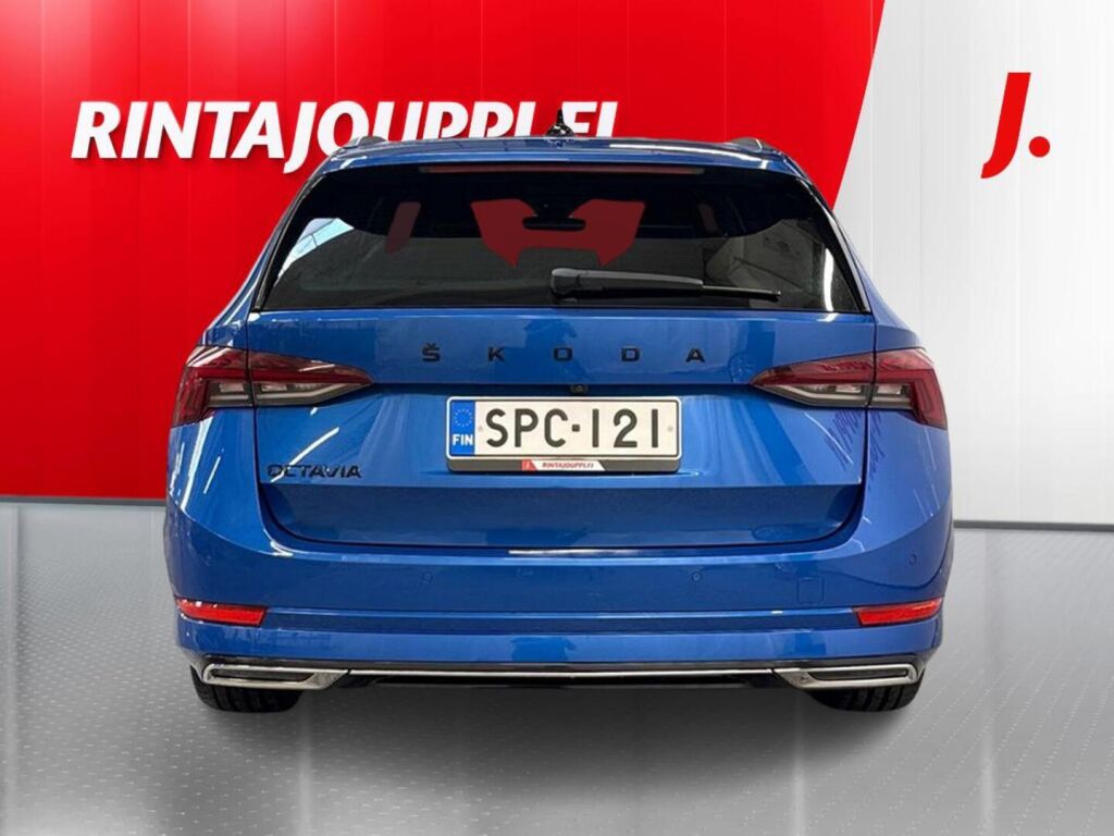 Skoda Octavia 2023 Sininen