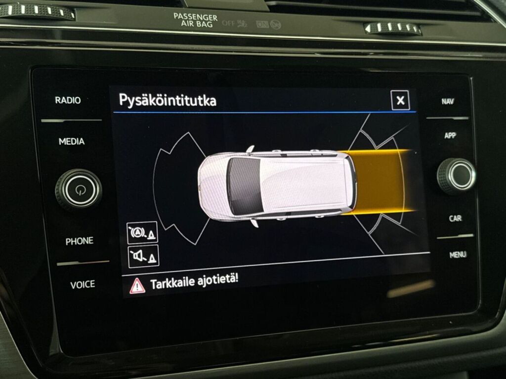 Volkswagen Touran 2023 Harmaa