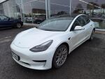 Tesla Model 3 2021 Valkoinen