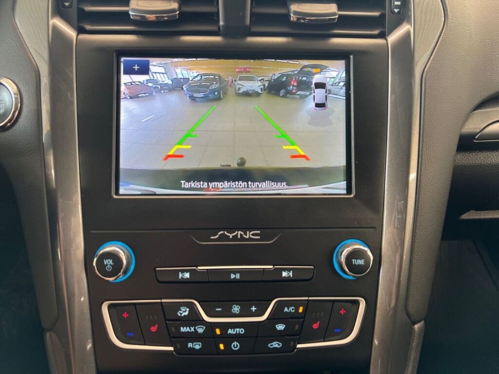 Ford Mondeo 2020 Musta
