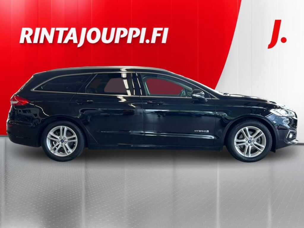 Ford Mondeo 2020 Musta
