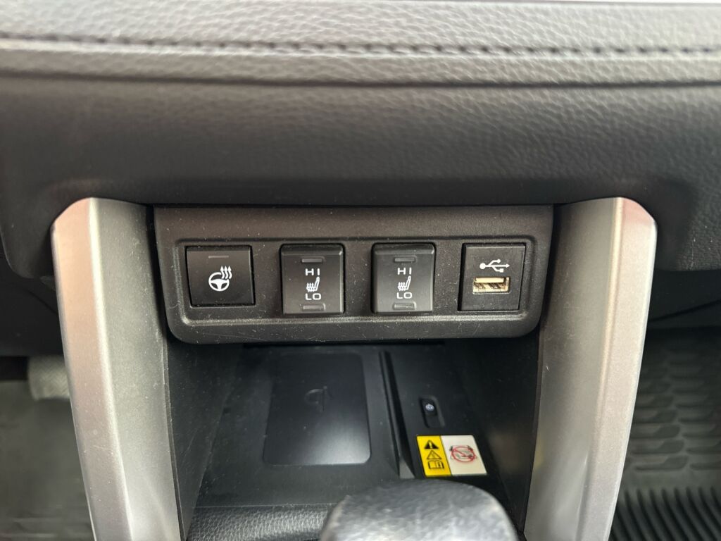 Toyota Corolla Cross 2023 Musta