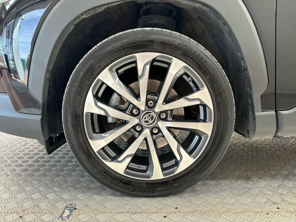 Toyota Corolla Cross 2023 Musta