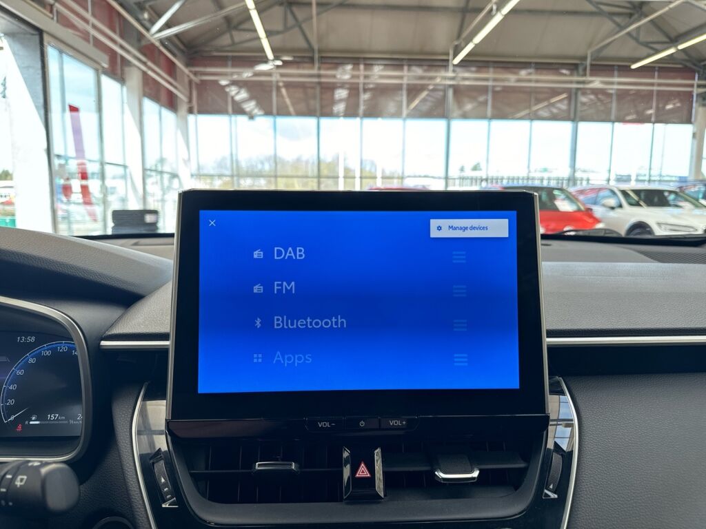 Toyota Corolla Cross 2023 Musta