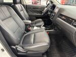 Mitsubishi Outlander PHEV 2018 Valkoinen