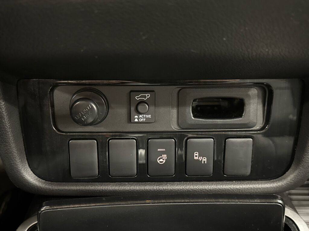 Mitsubishi Outlander PHEV 2018 Valkoinen