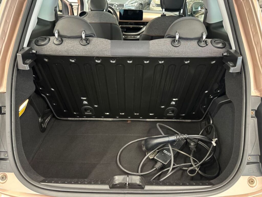 Fiat 500e 2021 Ruskea (beige)