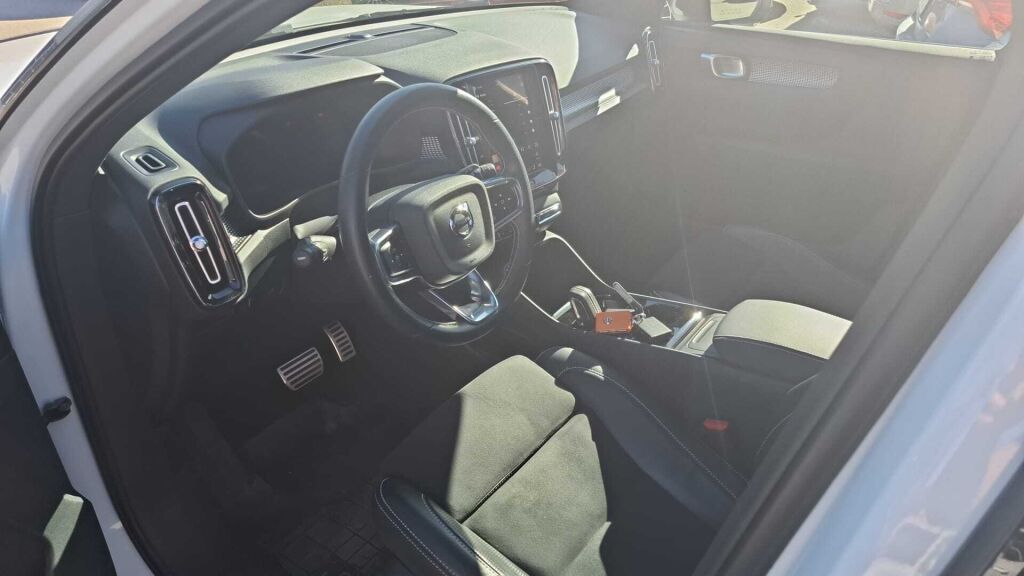 Volvo XC40 2021 Valkoinen