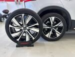 Volvo XC40 2021 Valkoinen