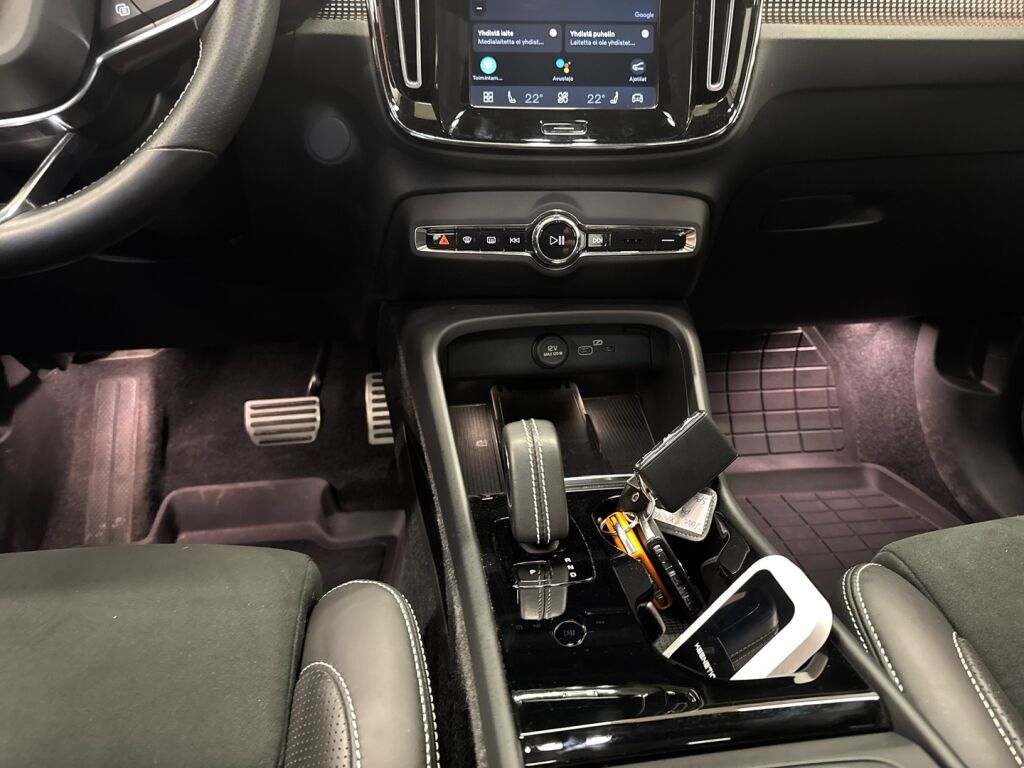 Volvo XC40 2021 Valkoinen