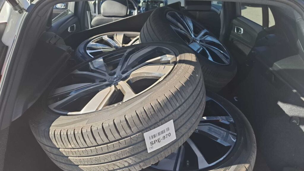 Volvo XC40 2021 Valkoinen