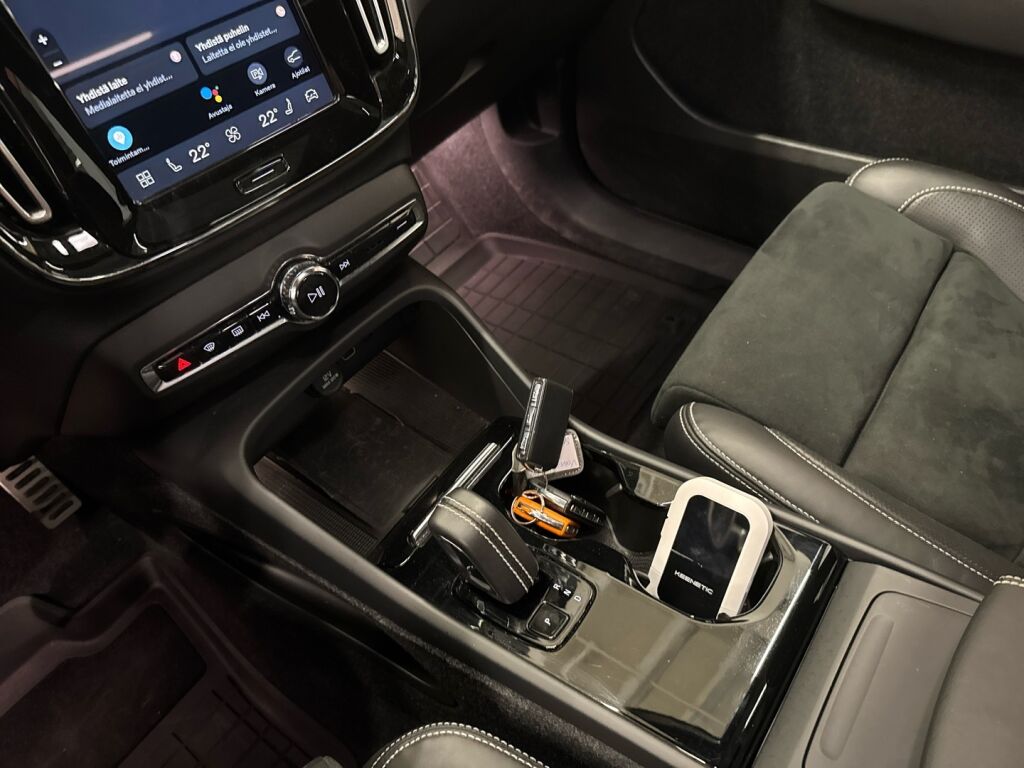 Volvo XC40 2021 Valkoinen