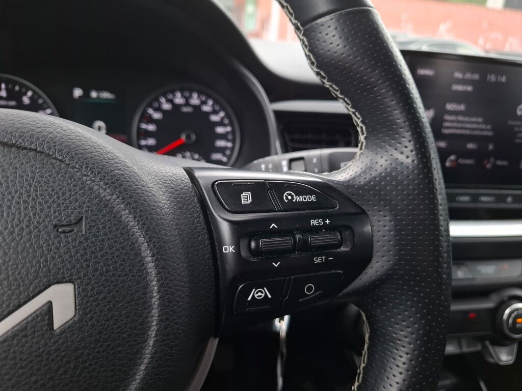 Kia Stonic 2023 Valkoinen