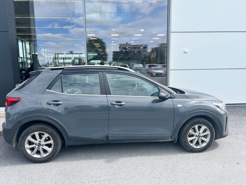 Kia Stonic 2023 Harmaa