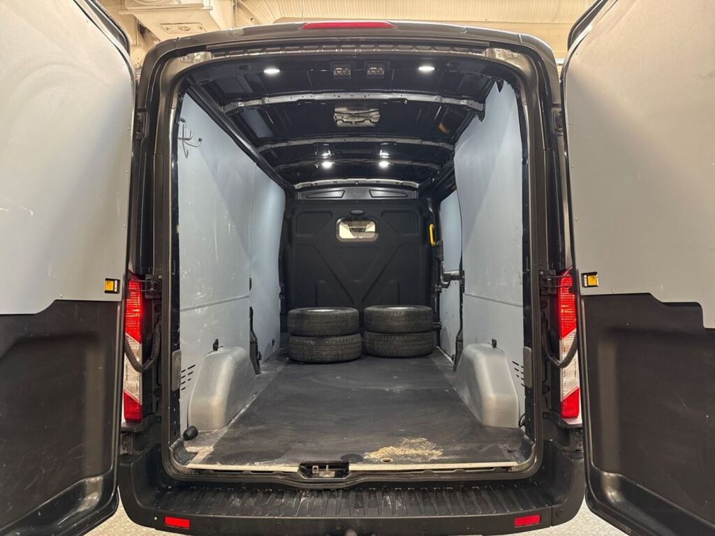 Ford Transit 2023 Harmaa