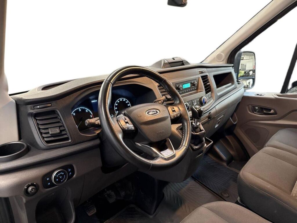 Ford Transit 2023 Harmaa