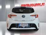 Toyota Corolla 2023 Valkoinen