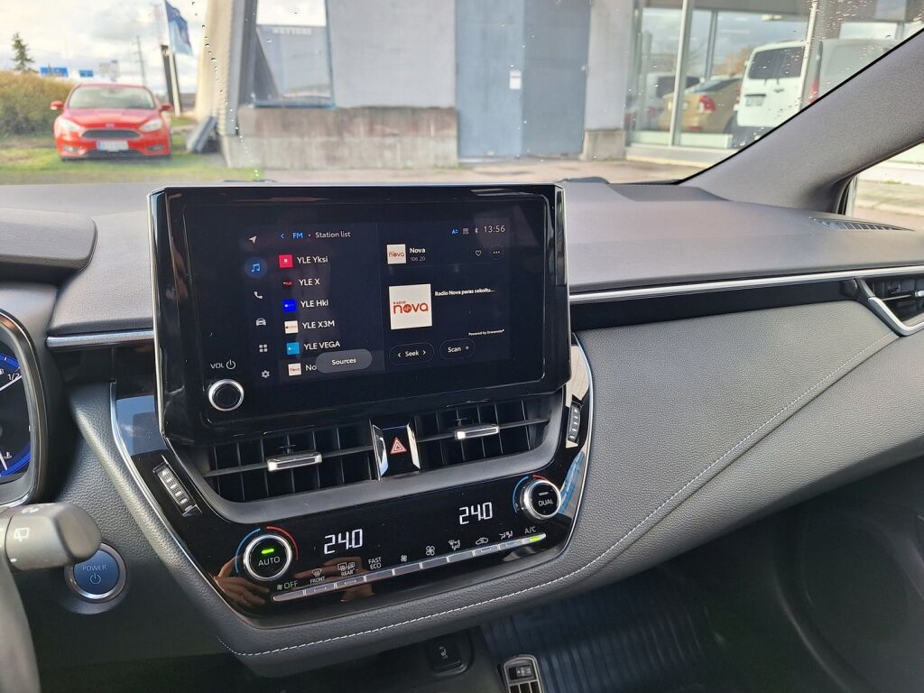 Toyota Corolla 2023 Musta