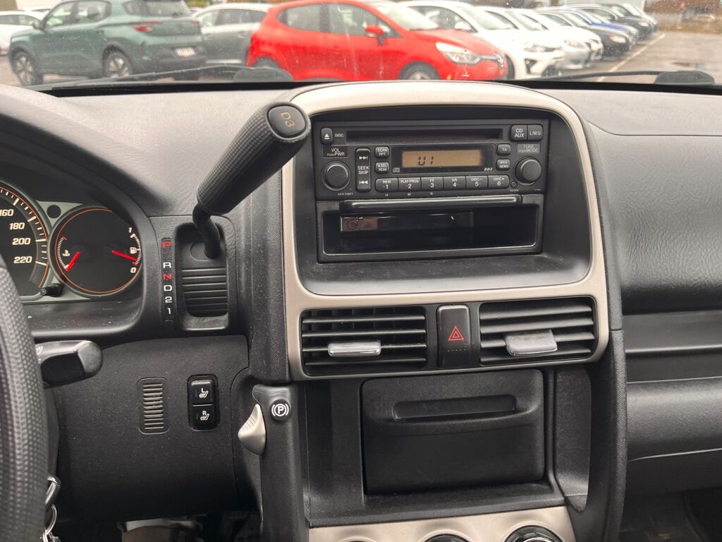Honda CR-V 2006 Punainen