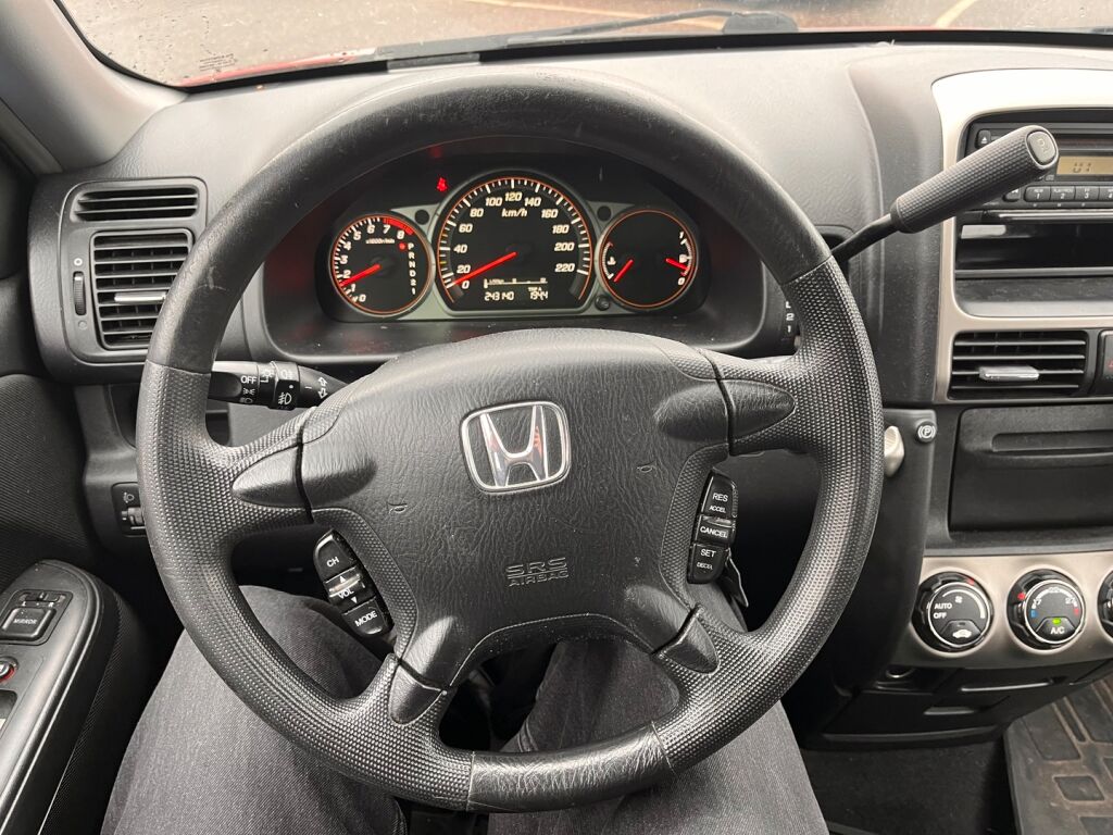 Honda CR-V 2006 Punainen