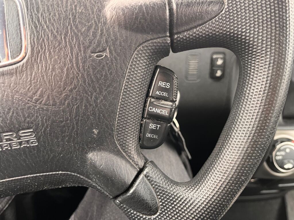 Honda CR-V 2006 Punainen
