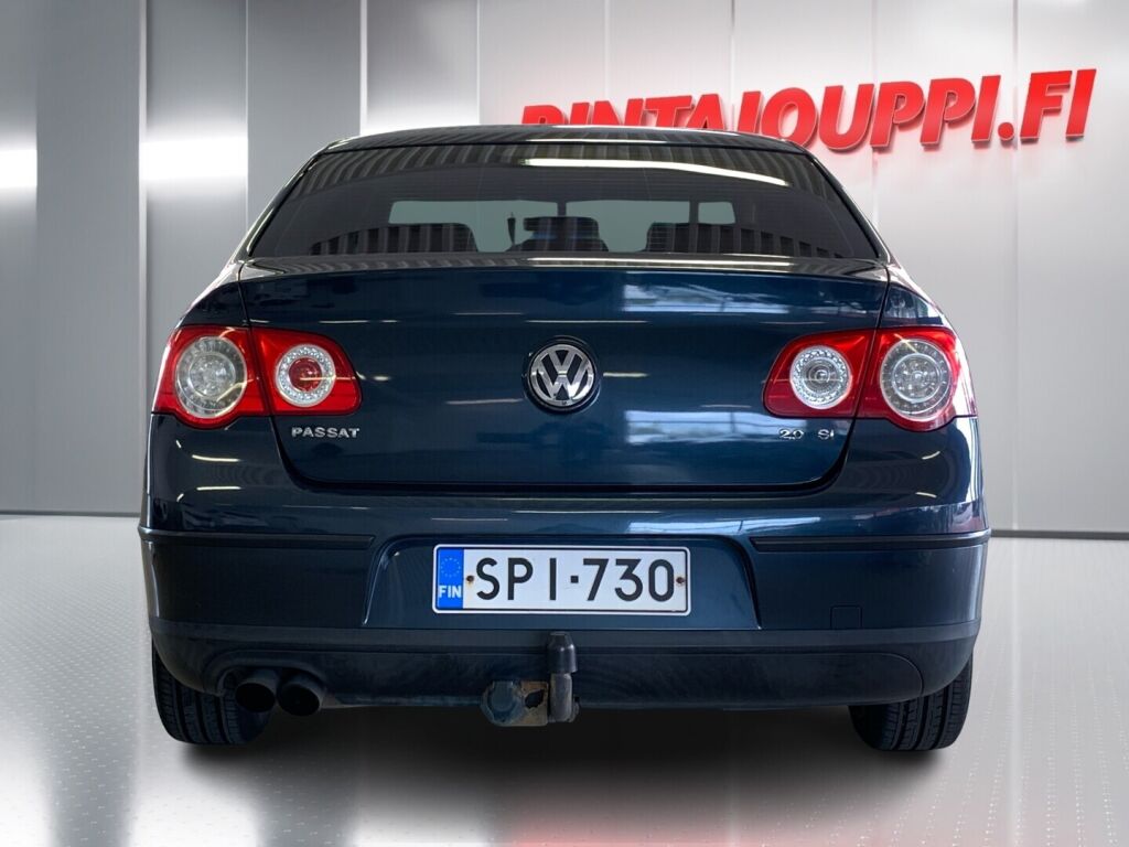 Volkswagen Passat 2006 Sininen