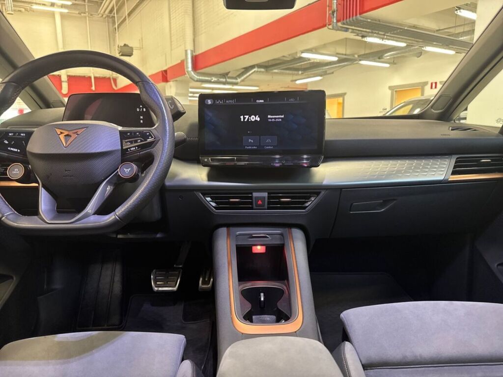 Cupra Born 2023 Valkoinen