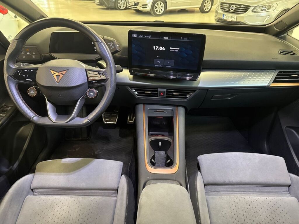 Cupra Born 2023 Valkoinen
