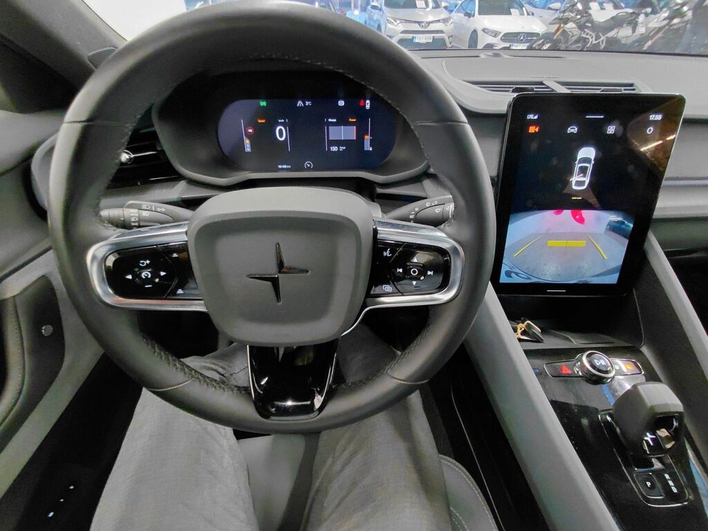 Polestar 2 2023 Harmaa