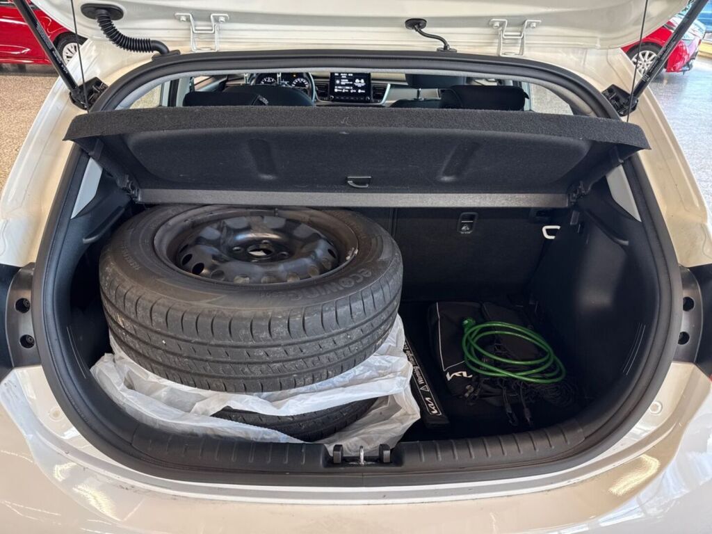 Kia Rio 2024 Valkoinen