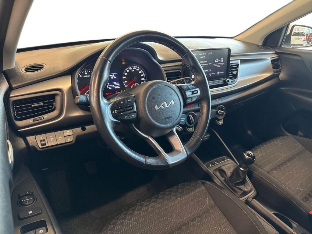 Kia Rio 2024 Valkoinen