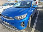 Kia Stonic 2023 Sininen